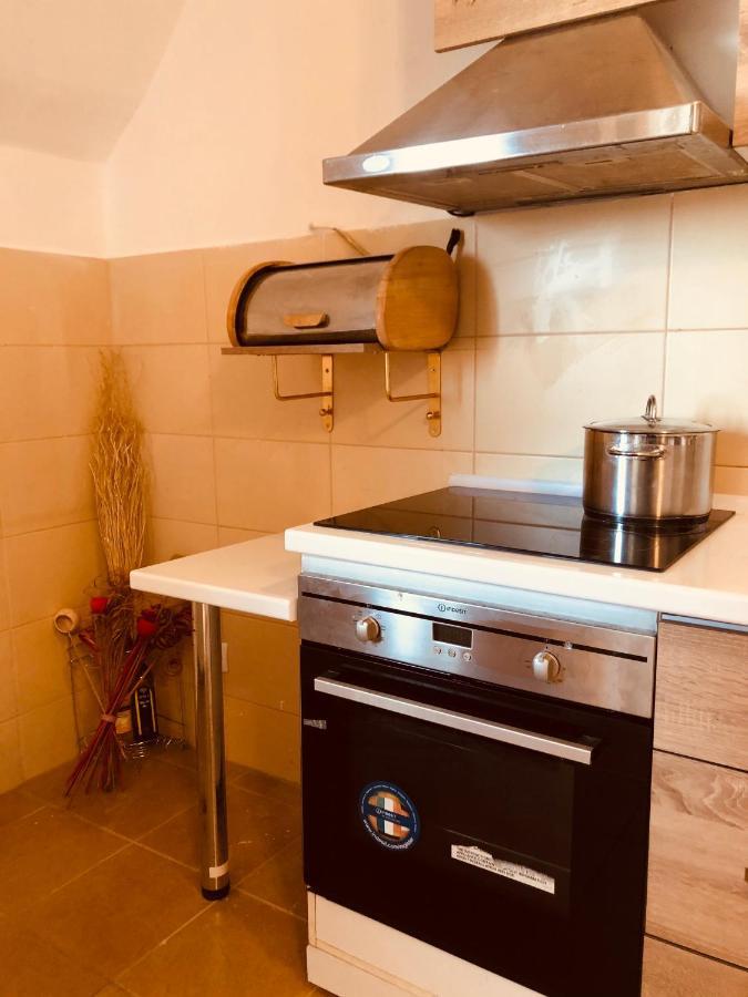 Apartments Near City Center Skopje Ngoại thất bức ảnh