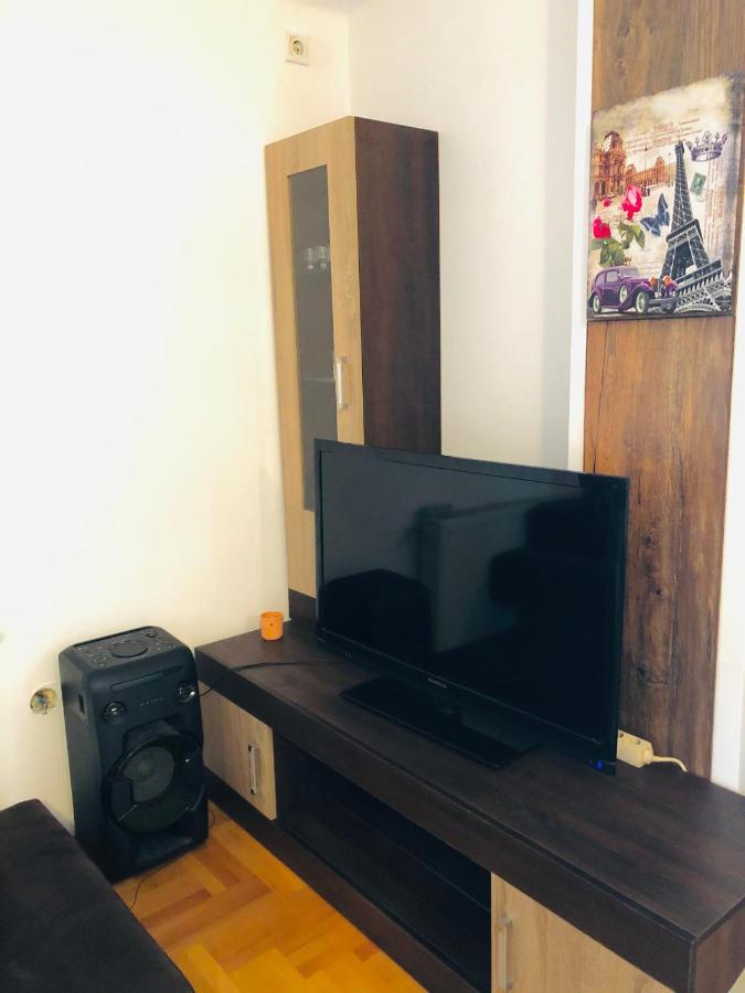 Apartments Near City Center Skopje Ngoại thất bức ảnh