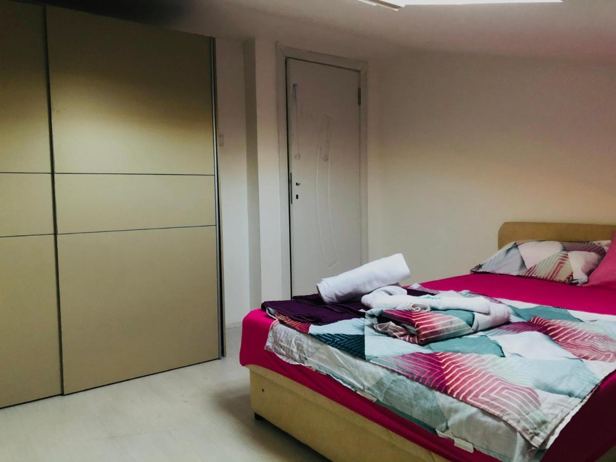 Apartments Near City Center Skopje Ngoại thất bức ảnh